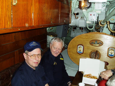 Submarine U3, Honorary submarine mate Kenneth Lundahl, Malmö Museum and 3 M Sven Lindstrup in the petty officers mess. 