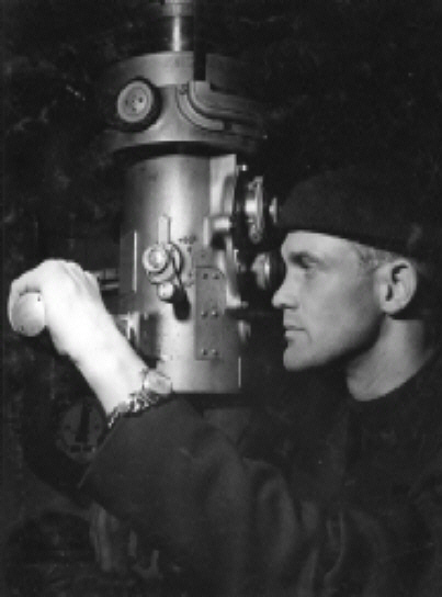 Submarine 3:rd officer at the periscope 1958.