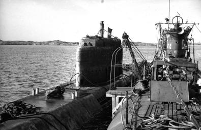 Submarine U3503 and HMS Draken I at the salvage operation 1946.