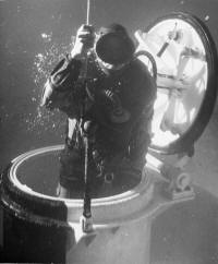 Training in the diving tank